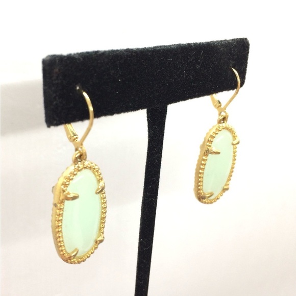 VINTAGE JOAN RIVERS EARRINGS LEVERBACK GOLD TONE SEAFOAM GREEN DANGLE DROP - Picture 5 of 13